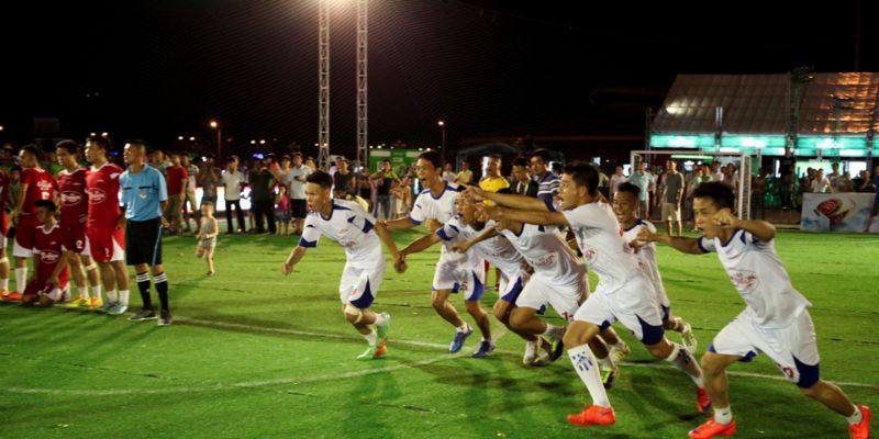 Bóng đá phủi là gì?